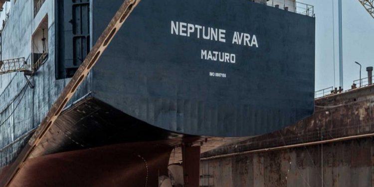 Στα ναυπηγεία της Ελευσίνας το Neptune Avra της Μελίνας Τραυλού