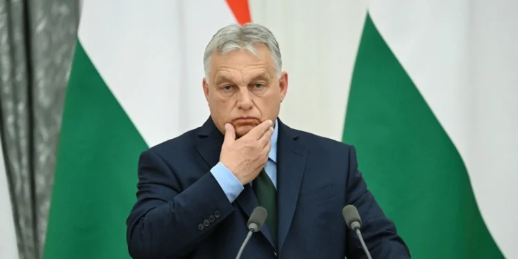 Μπορέλ: Ο Όρμπαν στη σύνοδο του Οργανισμού Τουρκικών Κρατών εκπροσωπεί μόνο την Ουγγαρία