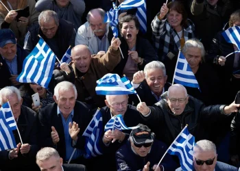 Αλβανία: Νέα πρόκληση από τον Ράμα με την απογραφή της ελληνικής μειονότητας