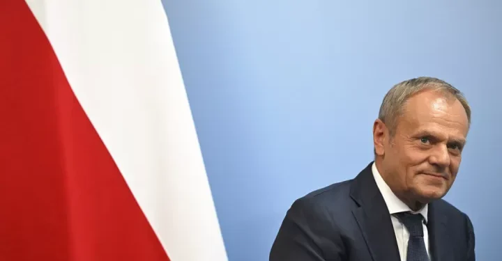 Προειδοποίηση Τουσκ σε Όρμπαν: Ο αποκλεισμός της Ουγγαρίας από τη Σένγκεν οδηγεί στην έξοδό της από την ΕΕ