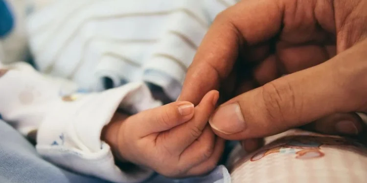 «Κλείδωσε» η αύξηση για το επίδομα παιδιού: Στην ΔΕΘ οι ανακοινώσεις