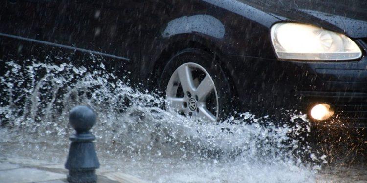 Καιρός – Μαρουσάκης: Ψυχρές αέριες μάζες κατηφορίζουν προς την Ελλάδα – Πού περιμένουμε καταιγίδες και χαλάζι