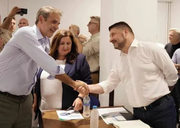 Ο περιφερειάρχης Αττικής Νίκος Χαρδαλιάς με τον πρωθυπουργό Κυριάκο Μητσοτάκη ΠΕΡΙΦΕΡΕΙΑ ΑΤΤΙΚΗΣ