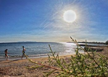 Καιρός: Αίθριος με υψηλές θερμοκρασίες