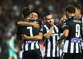 ΠAOK – Σάμροκ Ρόβερς 4-0: Άνετη νίκη για τον «δικέφαλο» στο «αντίο» του Κουλιεράκη
