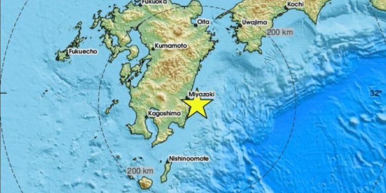 Ιαπωνία: Ισχυρός σεισμός 7,1 Ρίχτερ, σύμφωνα με το EMSC- Προειδοποίηση και για τσουνάμι