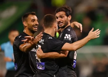 Σάμροκ Ρόβερς – ΠΑΟΚ 0-2: Περίπατος του «δικέφαλου» και στην Ιρλανδία