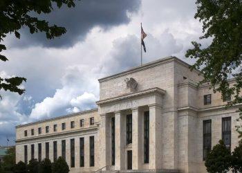 Τι σημαίνει για Ευρώπη – Ελλάδα η μείωση των αμερικανικών επιτοκίων