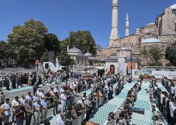 Εν αναμονή αντιποίνων από Ιράν και συμμάχους του το Ισραήλ