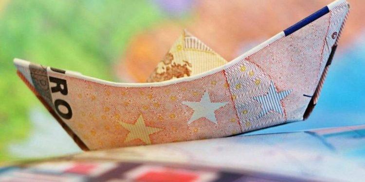 Πότε καταβάλλεται το επίδομα αδείας – Πώς να το υπολογίσετε