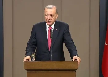 Ερντογάν: Επαναφέρει την ένταση στο Αιγαίο – Η προκλητική τουρκική ΝΟΤΑΜ ανήμερα τον Δεκαπενταύγουστο και η αντίδραση της Αθήνας