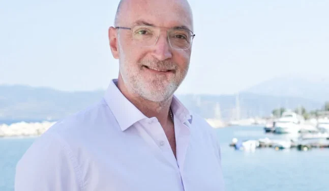 Γιώργος Παππάς – Τι πραγματικά συμβαίνει η μείωση της ανεργίας σε σχέση με το συνολικό οικονομικό περιβάλλον (ΗΧΗΤΙΚΟ)