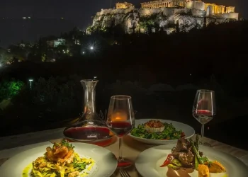 Hill Athens: Γαστρονομικές ανακαλύψεις υψηλού επιπέδου και εμπειρία γευσιγνωσίας στον πιο ιστορικό πεζόδρομο της Αθήνας