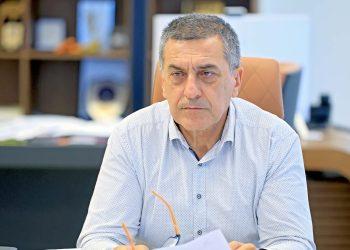 Απάντησε με «ομοβροντία» ο Κουρέτας στον Μπέο : Ή εγώ ή αυτός-Είναι ο « μπροστινός» του LNG στον Παγασητικό- Μπαίνω μπροστά, δίπλα στους Βολιώτες