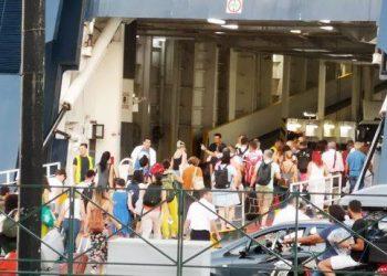 Πώς θα ταξιδέψετε με ηλεκτρικό αυτοκίνητο σε πλοίο – Τι πρέπει να ξέρετε