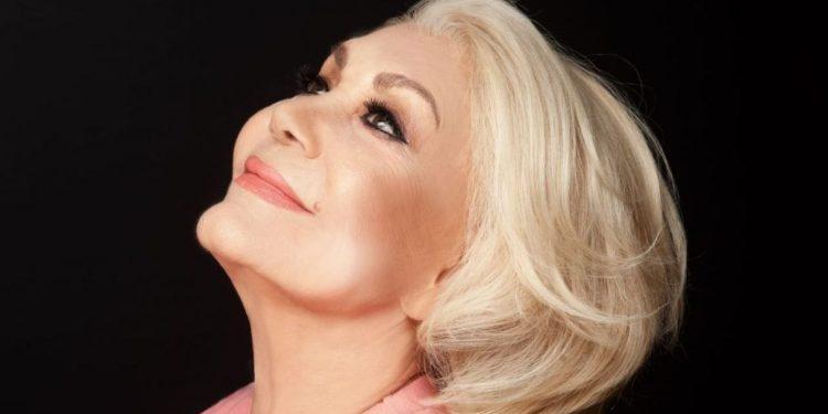 Ώρες αγωνίας για τη μεγάλη κυρία του ελληνικού τραγουδιού