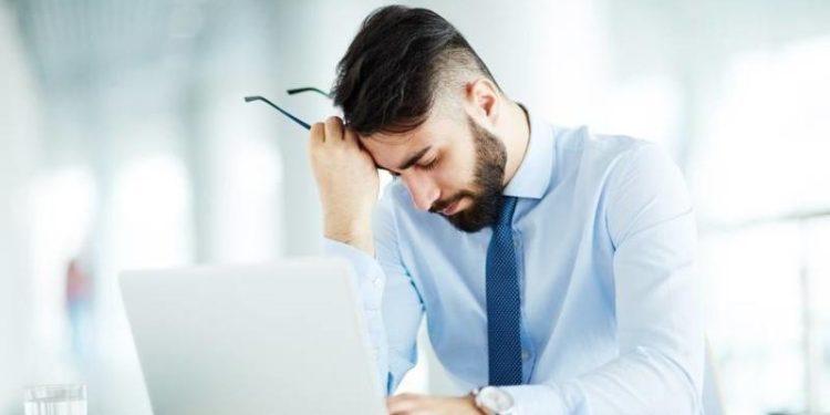 Ουραγός η Ελλάδα στην ποιότητα εργασίας – Είμαστε οι πιο αγχωμένοι εργαζόμενοι της Ευρώπης