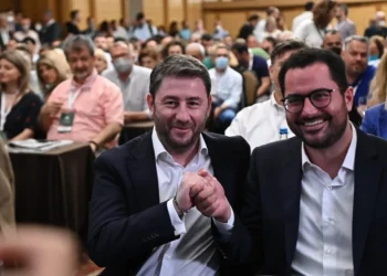 Μήνυμα Ανδρουλάκη: «Γελασμένοι όσοι νομίζουν ότι θα επιστρέψουν οι τυχωδιοκτισμοί»