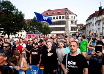 Ικανοποιημένοι από την άνοδο της ακροδεξιάς στη Γερμανία οι οπαδοί του AFD AP Photo/Markus Schreiber