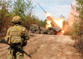 «Σφυροκόπημα» των Ρώσων στο Χάρκοβο – Tρεις νεκροί, εννέα τραυματίες