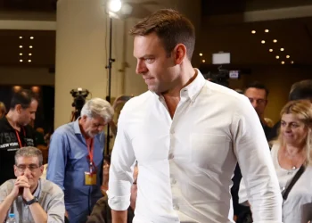 Η απειλή του πόθεν έσχες για την υποψηφιότητα Κασσελάκη