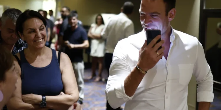 Παγωμάρα στο στρατόπεδο Κασσελάκη από την πρώτη ήττα – Η ώρα της κρίσης