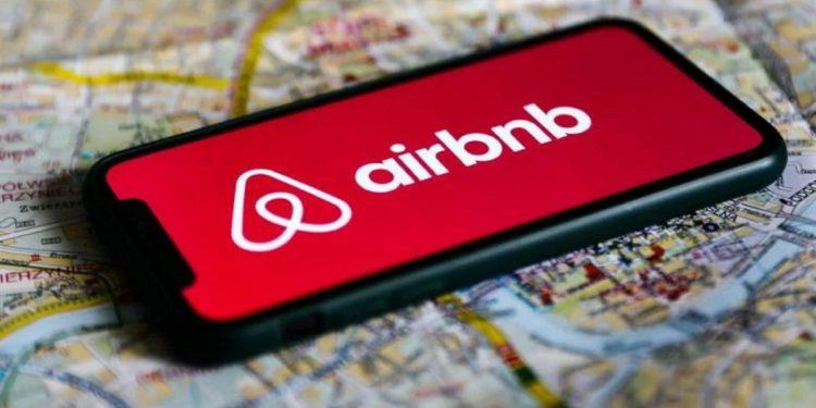 Μοναστηράκι, Πλάκα, Ψυρρή: Τι αλλάζει για τη βραχυχρόνια μίσθωση στην καρδιά της Αθήνας;