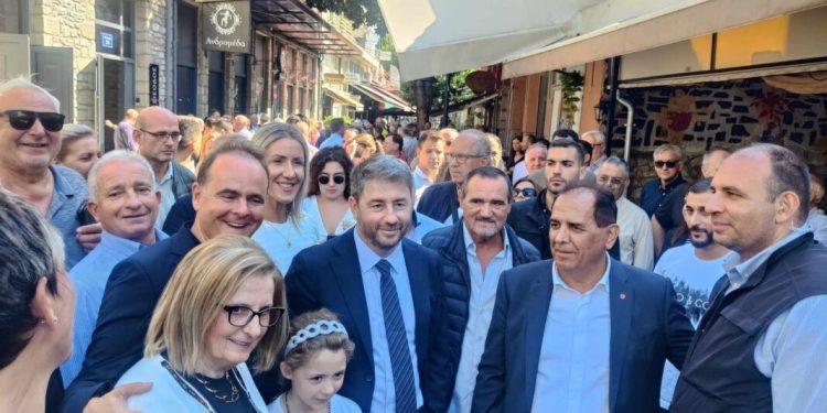 Δε μάσησε τα λόγια του ο Ανδρουλάκης από τα Τρίκαλα-«Τα επόμενα χρόνια η κυβέρνηση θα παραδώσει μια χώρα χρεοκοπημένη θεσμικά»