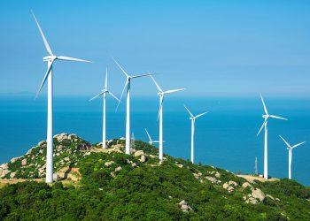 Δήμαρχος έστειλε 110 σελίδες αντιρρήσεων στο ΥΠΕΝ για τα αιολικά πάρκα