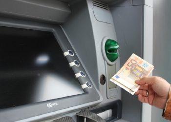 Πληρωμές ΕΦΚΑ – ΔΥΠΑ: Ποιοι πάνε ταμείο την επόμενη εβδομάδα