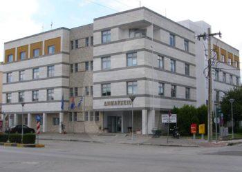 Καταγγέλλουν δημοτική αρχή για τρεις απευθείας αναθέσεις