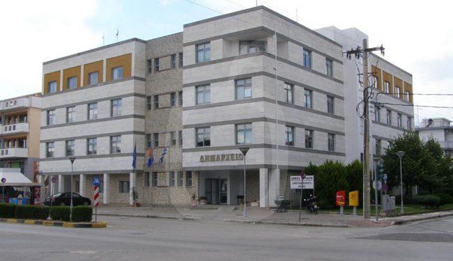 Καταγγέλλουν δημοτική αρχή για τρεις απευθείας αναθέσεις