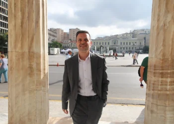 11 δράσεις για μια καθαρή Αθήνα παρουσίασε ο Δούκας -Σημαντική αύξηση στα δρομολόγια των απορριμματοφόρων