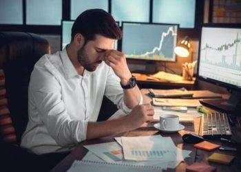 Οι Έλληνες στους πιο αγχωμένους εργαζόμενους – Πώς επιτυγχάνεται η ισορροπία μεταξύ εργασίας-ύπνου;