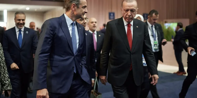 «Κλείδωσε» για την Τρίτη το ραντεβού Μητσοτάκη – Ερντογάν