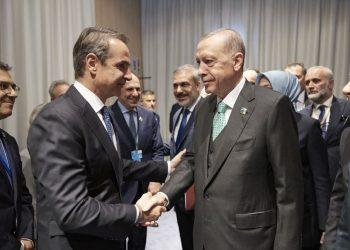 «Παράθυρο ευκαιρίας» στα ελληνοτουρκικά – Αδιέξοδο στο Κυπριακό