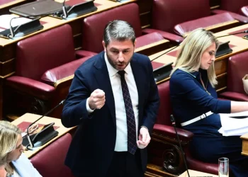 Εκλογές ΠΑΣΟΚ: Ποιοι είναι οι υποστηρικτές του Ανδρουλάκη από τον χώρο της αγοράς που τον στηρίζουν… αθόρυβα