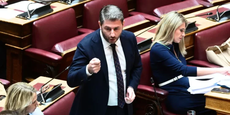 Εκλογές ΠΑΣΟΚ: Ποιοι είναι οι υποστηρικτές του Ανδρουλάκη από τον χώρο της αγοράς που τον στηρίζουν… αθόρυβα