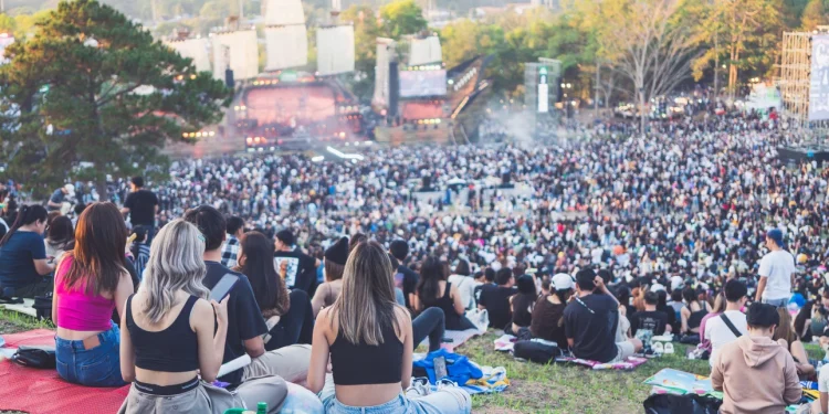 20+ φεστιβάλ στην Αθήνα για τον Σεπτέμβριο – Οι θεατρικές παραστάσεις του καλοκαιριού, συναυλίες, δρώμενα