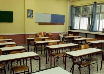 Γλυφάδα: Αυστηρές ποινές για τις μαθήτριες