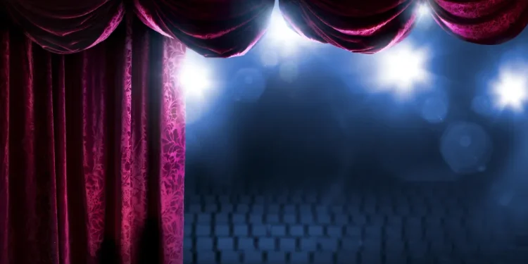 Δεκαπέντε συν μία θεατρικές πρεμιέρες που έρχονται μέσα στον Οκτώβριο