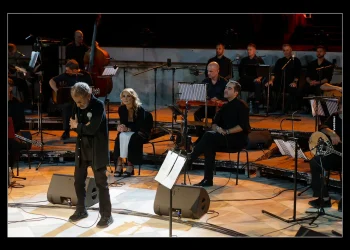 Το θρυλικό ΡΕΜΠΕΤΙΚΟ του Σταύρου Ξαρχάκου 40+1 χρόνια μετά, έρχεται στο Ηρώδειο