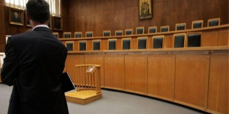 Σε καθολική αποχή από τα καθήκοντά τους οι δικηγόροι, αντιδρώντας στον νέο Δικαστικό Χάρτη