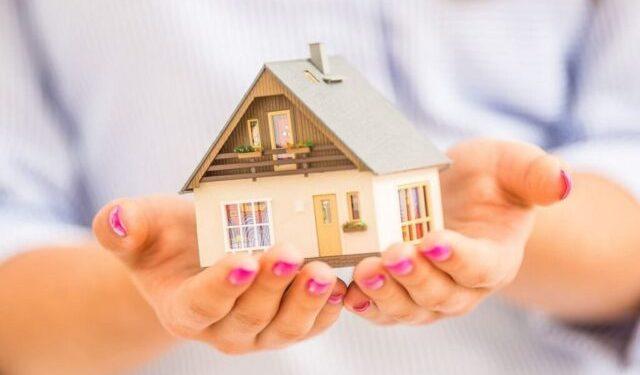 Φορολογία δύο ταχυτήτων στα ακίνητα – Τι φέρνουν οι εξαγγελίες της κυβέρνησης για τα ακίνητα