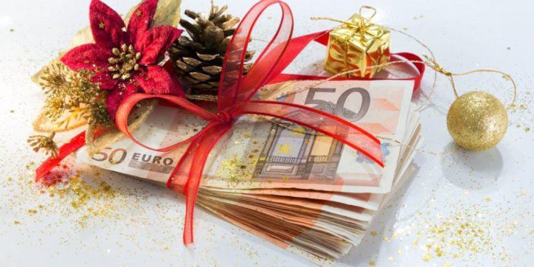 Ποιοι θα λάβουν έκτακτο επίδομα τα Χριστούγεννα