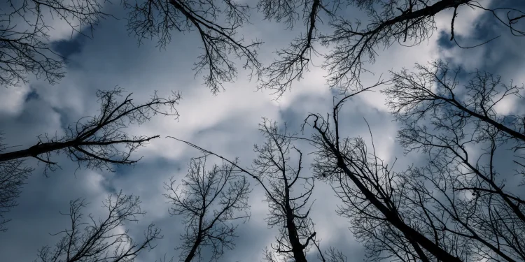 Καιρός σήμερα, Σάββατο 5 Οκτωβρίου – Νεφώσεις με παροδικές βροχές τις μεσημεριανές – απογευματινές ώρες στην Αττική