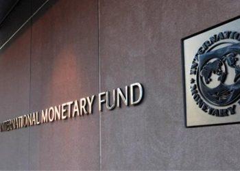 ΔΝΤ: Πλεονάσματα μέχρι το 2029 και μείωση 30% του χρέους η πρόβλεψη για την Ελλάδα