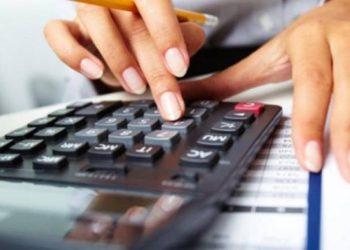Ασφαλιστικές εισφορές: Διπλό χτύπημα για τους ελεύθερους επαγγελματίες