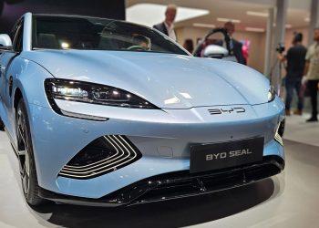 H BYD στην έκθεση αυτοκινήτου Auto Athina 2024