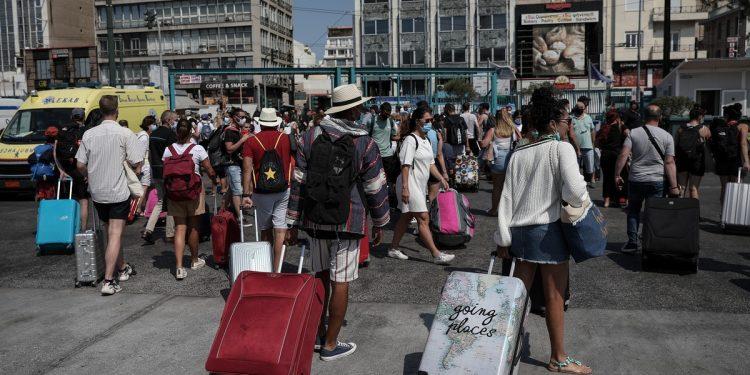 Τουρισμός: Ποιους προορισμούς «ψήφισαν» για το τριήμερο οι Έλληνες